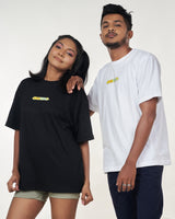 CATS AND DOGS GRAPHIC TEE