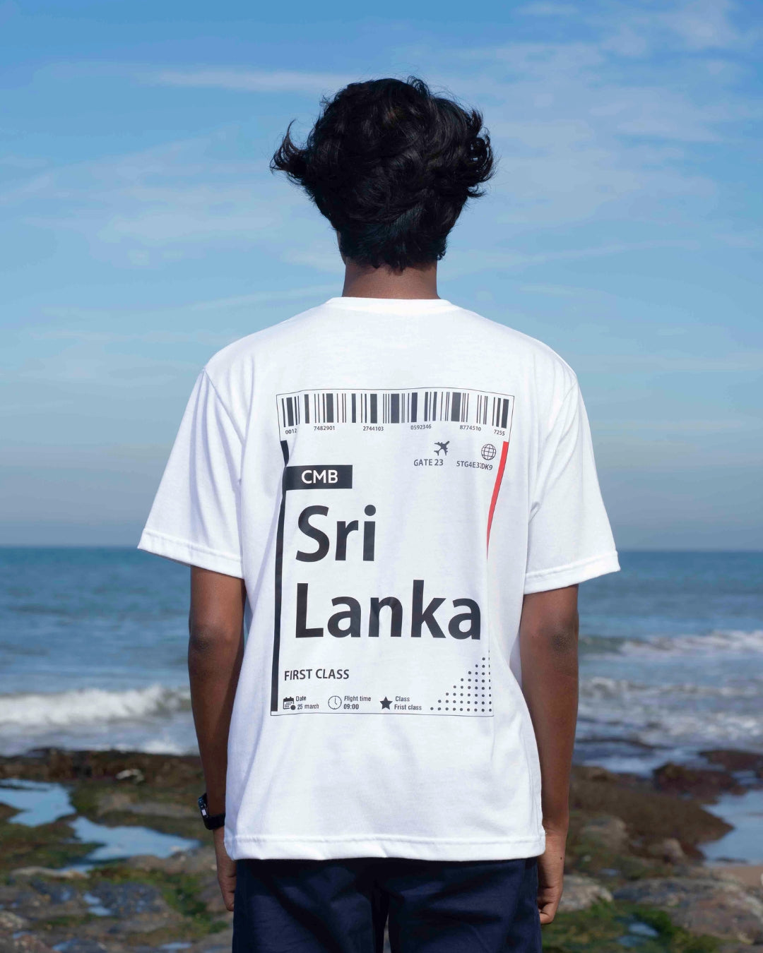 SRI LANKA OVERSIZED WHITE GRAPHIC TEE